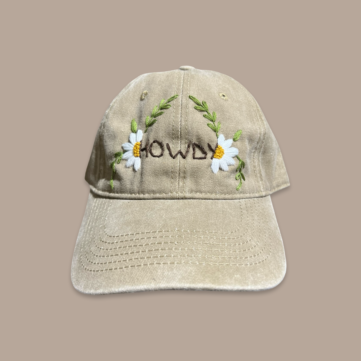 Embroidered Cap “Howdy” - Beige
