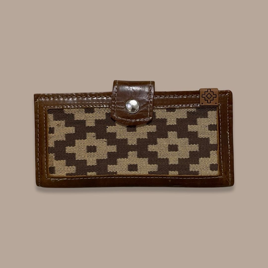 Leather and 'Guarda Pampa' Women Wallet