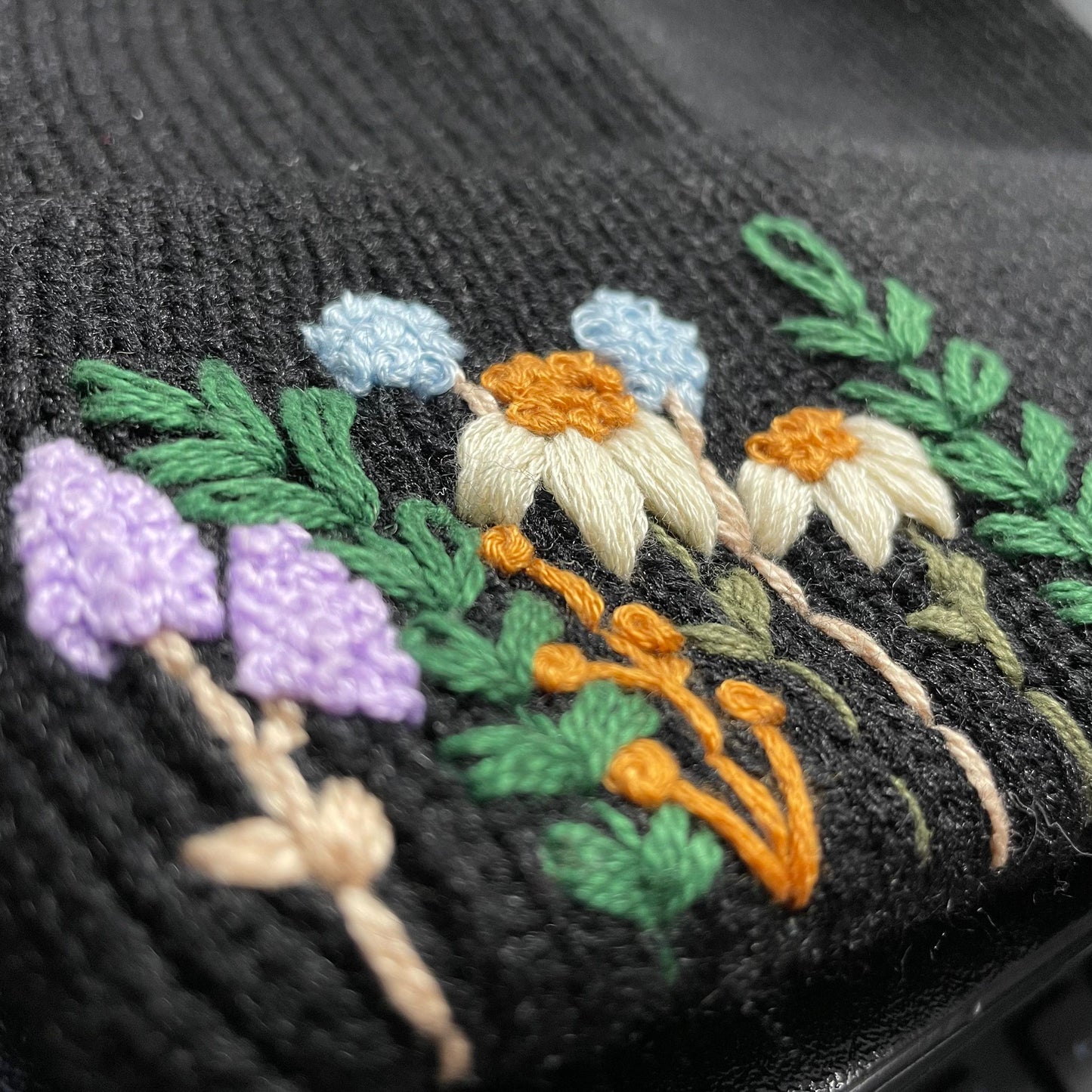 Embroidered Wool Beanie - Black