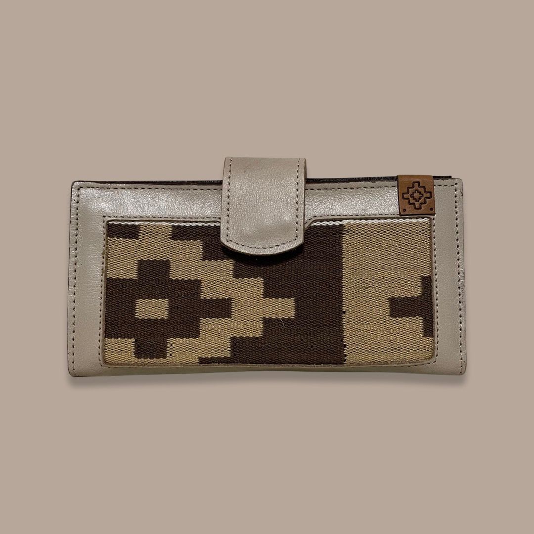 Leather and 'Guarda Pampa' Women Wallet